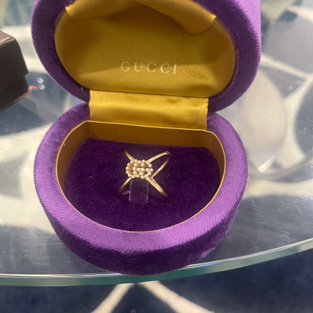18k yellow gold Gucci brand new x shaped fully encrusted with faceted diamonds - Picture 3 of 6